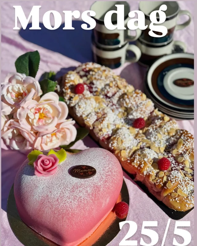 ❤️Fira mamma med något riktigt gott ❤️

Hos oss hittar du tårtor, bakelser & kaffebröd som förvandlar mors dag till en oförglömlig upplevelse- för både mamma och gästerna🌟

Allt bakat från grunden med extra kärlek & omsorg🌸

#baldersbröd #baldersbrod #sollentuna #solna #täby #sigtuna #morsdag❤️ #morsdag #tårta #morsdagtårta #bulle #hantverk